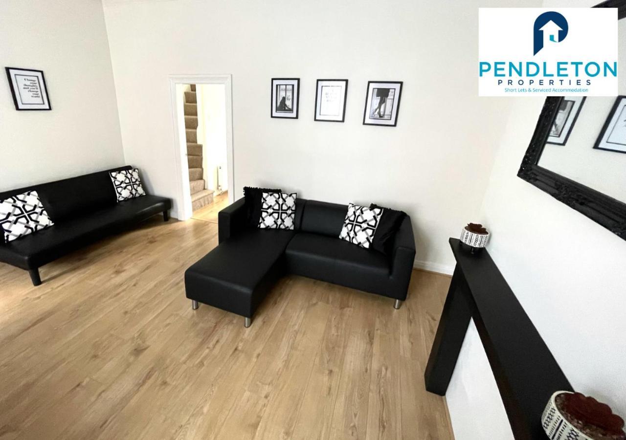 Modern 3 Bed House With Free Parking And Wi-Fi Villa Preston  Eksteriør billede