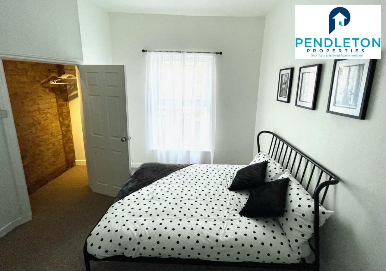 Modern 3 Bed House With Free Parking And Wi-Fi Villa Preston  Eksteriør billede